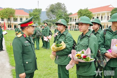 Gallery - Ngày đầu tiên của chiến sĩ mới ở Trung đoàn 141